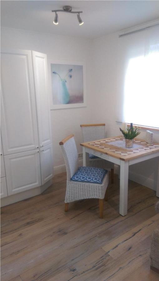 Apartment Seerose Remseck am Neckar ภายนอก รูปภาพ